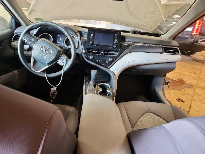 2022 TOYOTA CAMRY LE 8