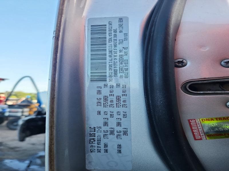 2017 RAM 1500 SLT 13