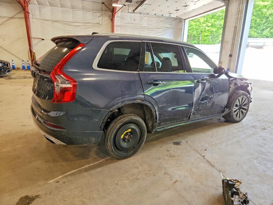 2020 VOLVO XC90 T6 MOMENTUM 3