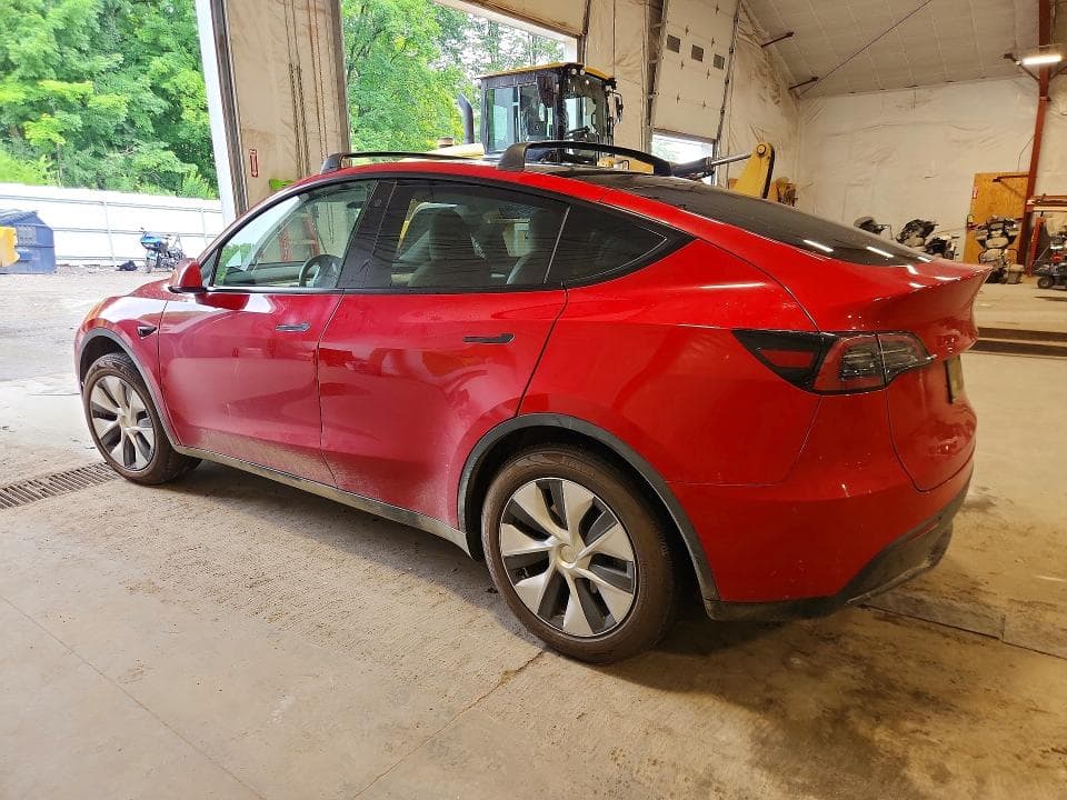 2023 TESLA MODEL Y 2