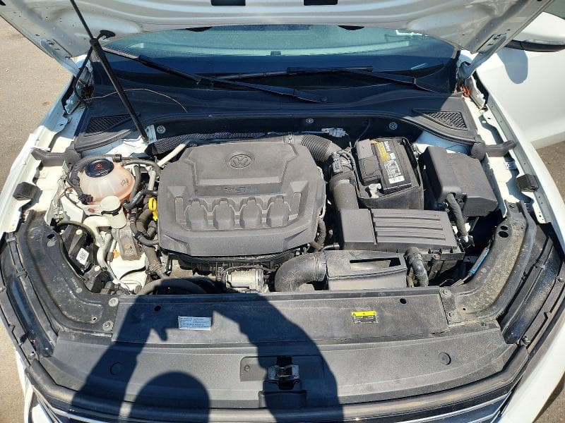 2018 VOLKSWAGEN PASSAT S 11