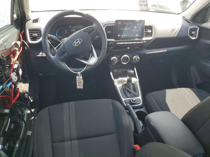 2026 HYUNDAI VENUE SEL 8