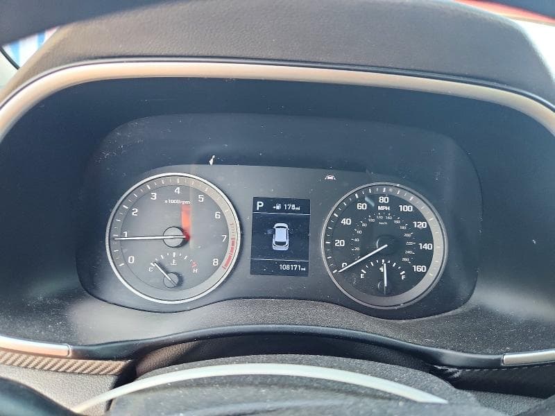 2020 HYUNDAI TUCSON SE 9