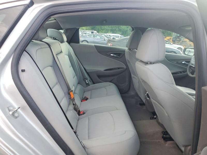 2017 CHEVROLET MALIBU LT 10