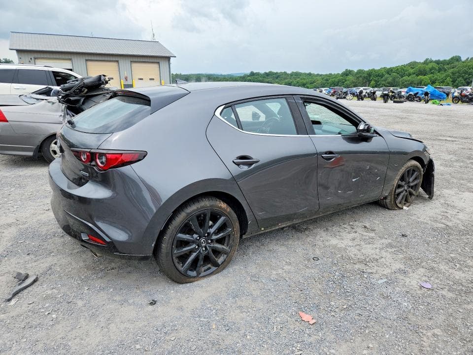 2022 MAZDA 3 PREMIUM 3