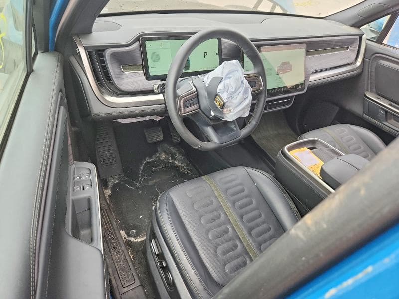 2025 RIVIAN R1T ADVENTURE 8