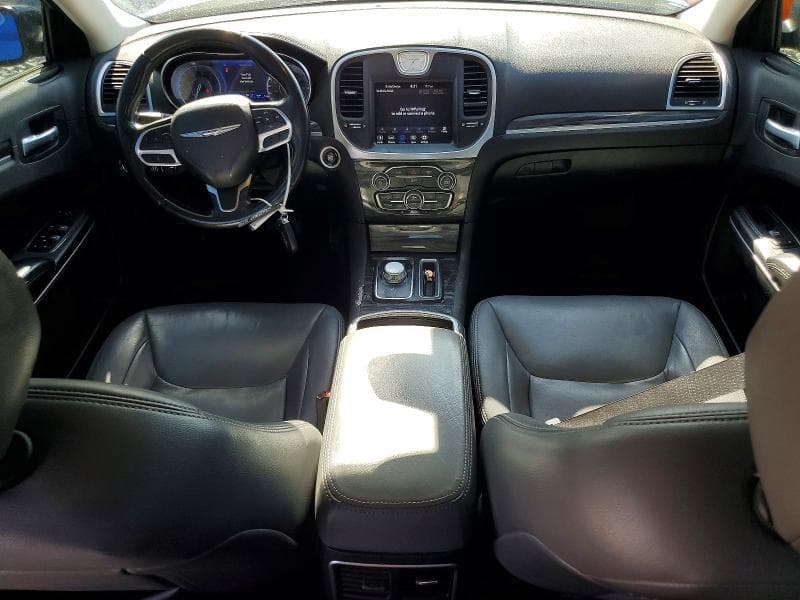 2020 CHRYSLER 300 TOURING 8