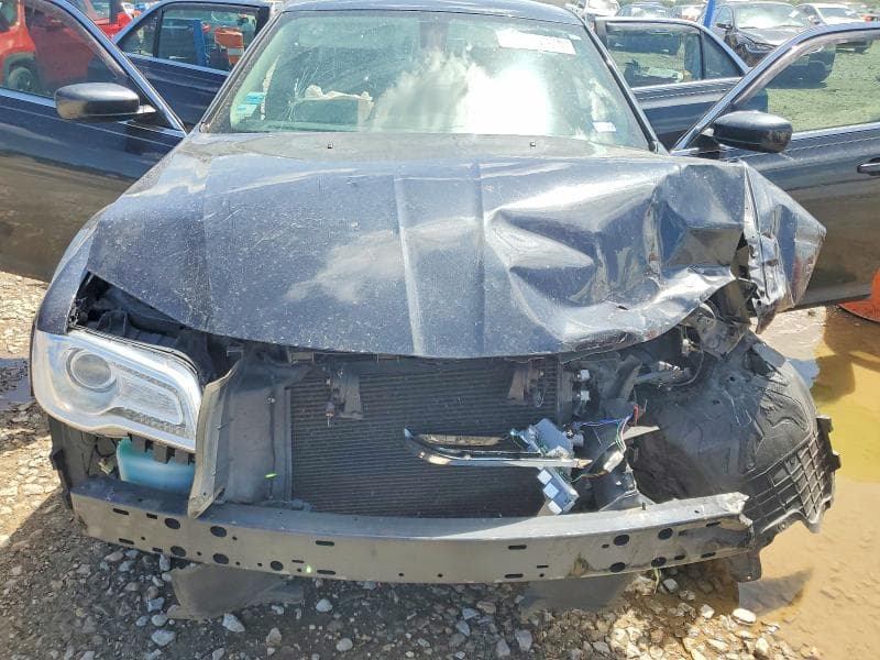 2019 CHRYSLER 300 TOURING 11