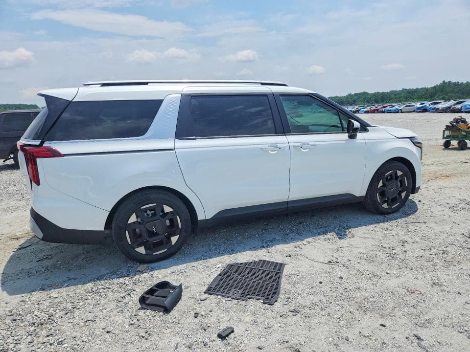 2026 KIA CARNIVAL EX 3