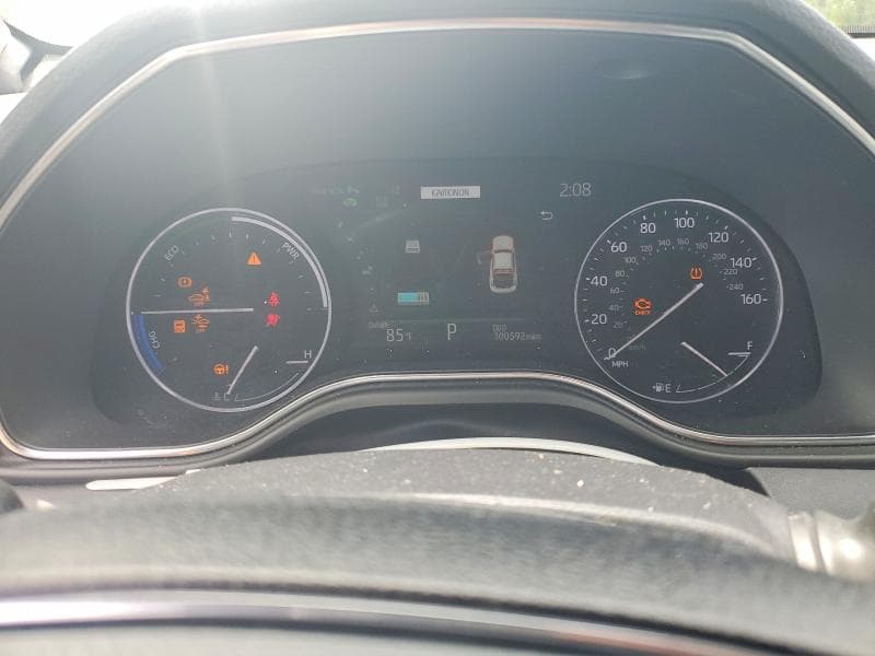 2021 TOYOTA AVALON LIMITED 9