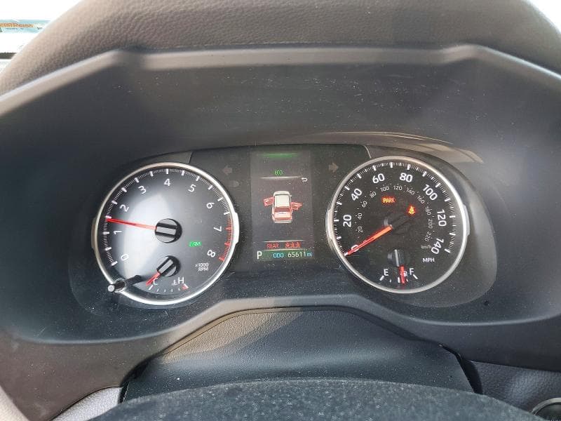 2021 TOYOTA RAV4 XLE 9