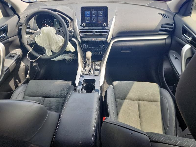 2023 MITSUBISHI ECLIPSE CROSS SE 8