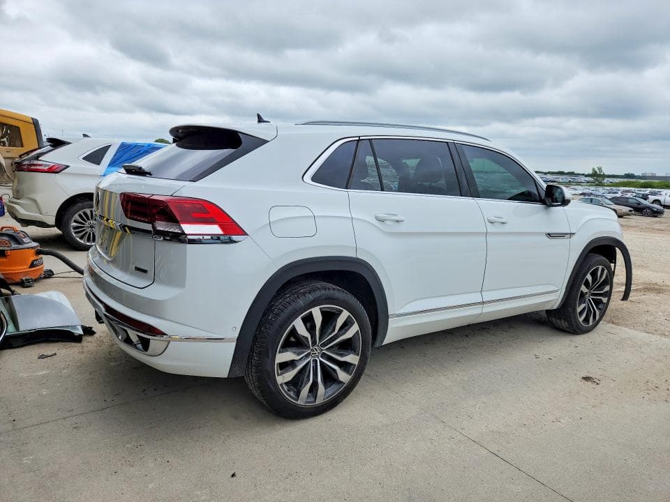 2020 VOLKSWAGEN ATLAS CROSS SPORT SEL PREMIUM R-LINE 3