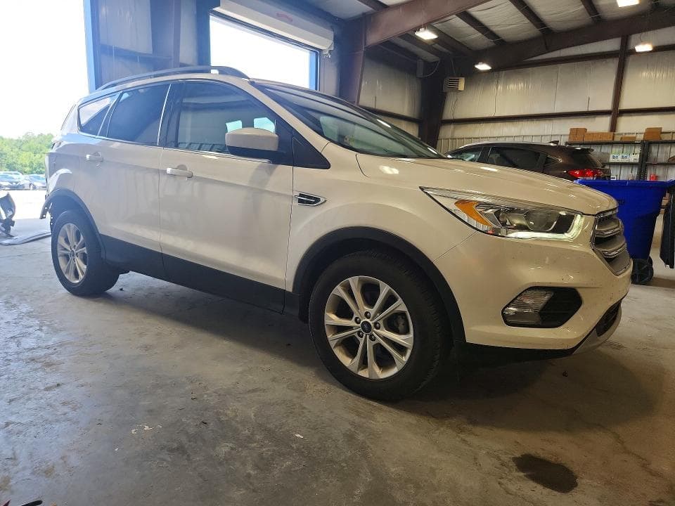 2018 FORD ESCAPE SEL 4