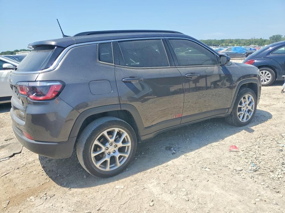 2023 JEEP COMPASS LATITUDE LUX 3