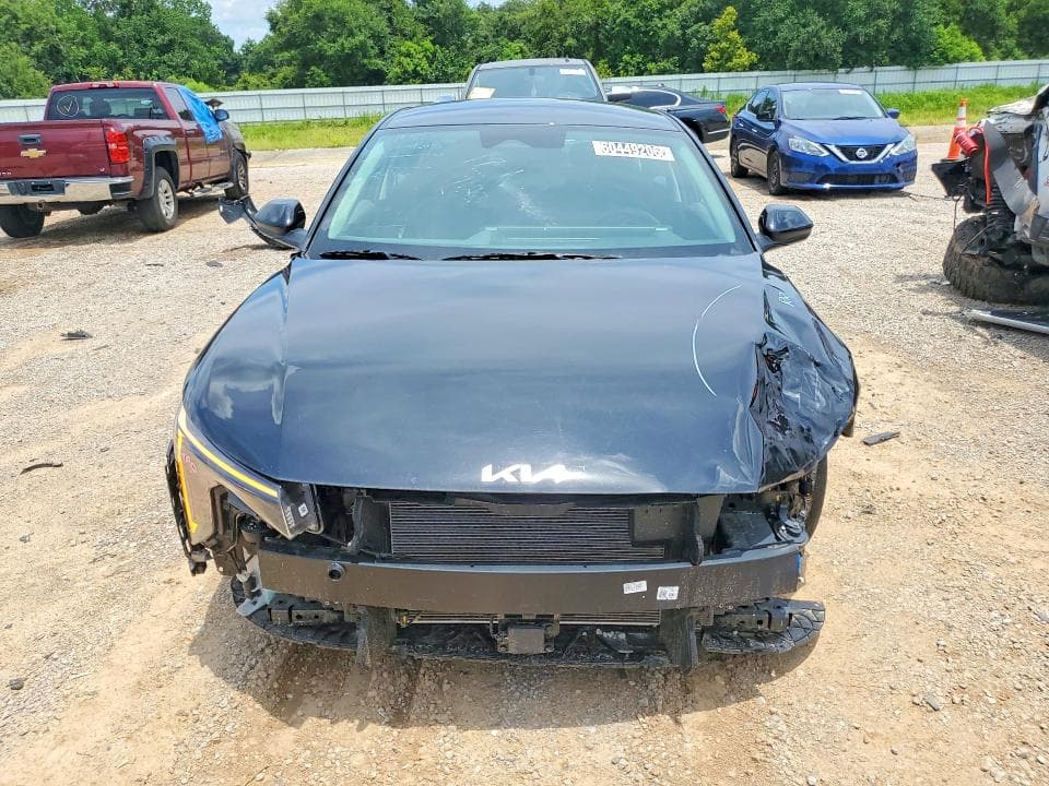 2025 KIA K4 LXS 5