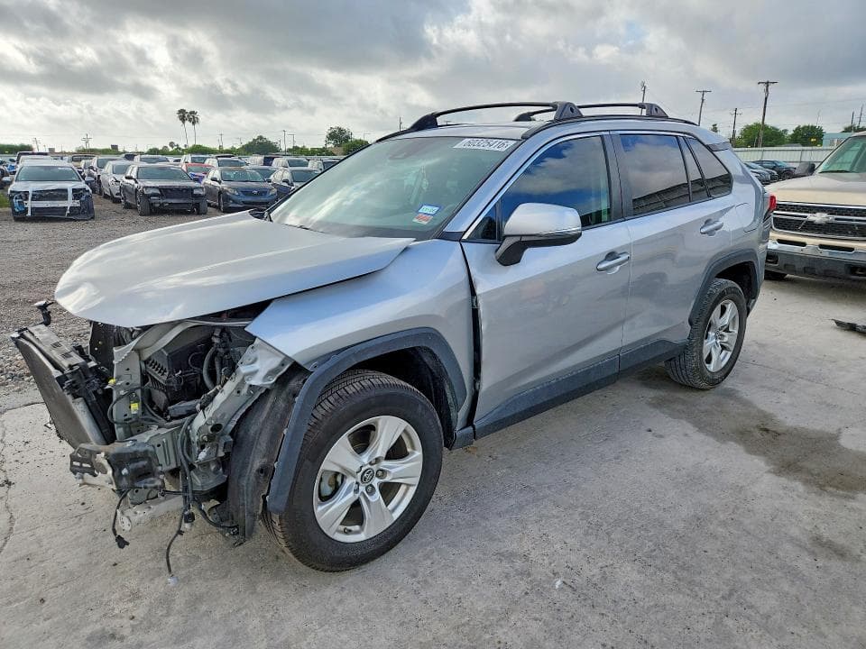 2019 TOYOTA RAV4 XLE