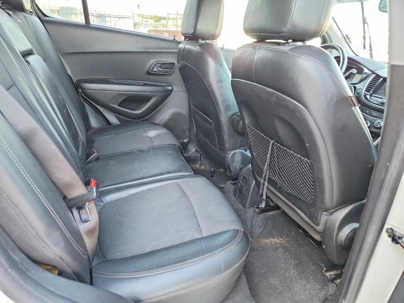 2021 CHEVROLET TRAX 1LT 11