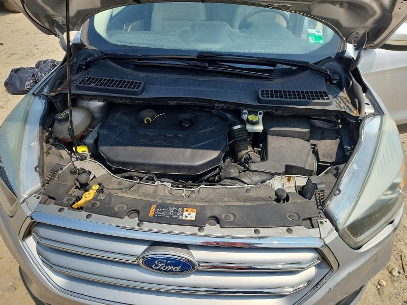 2017 FORD ESCAPE TITANIUM 12