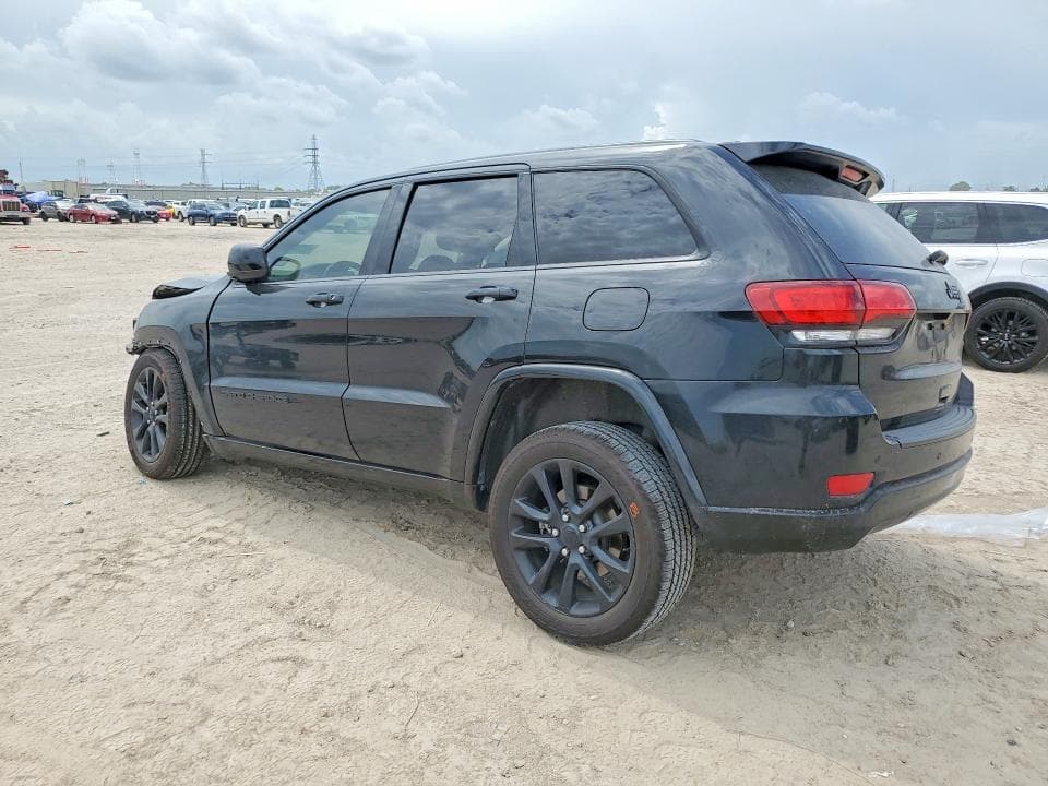 2021 JEEP GRAND CHEROKEE LAREDO 2