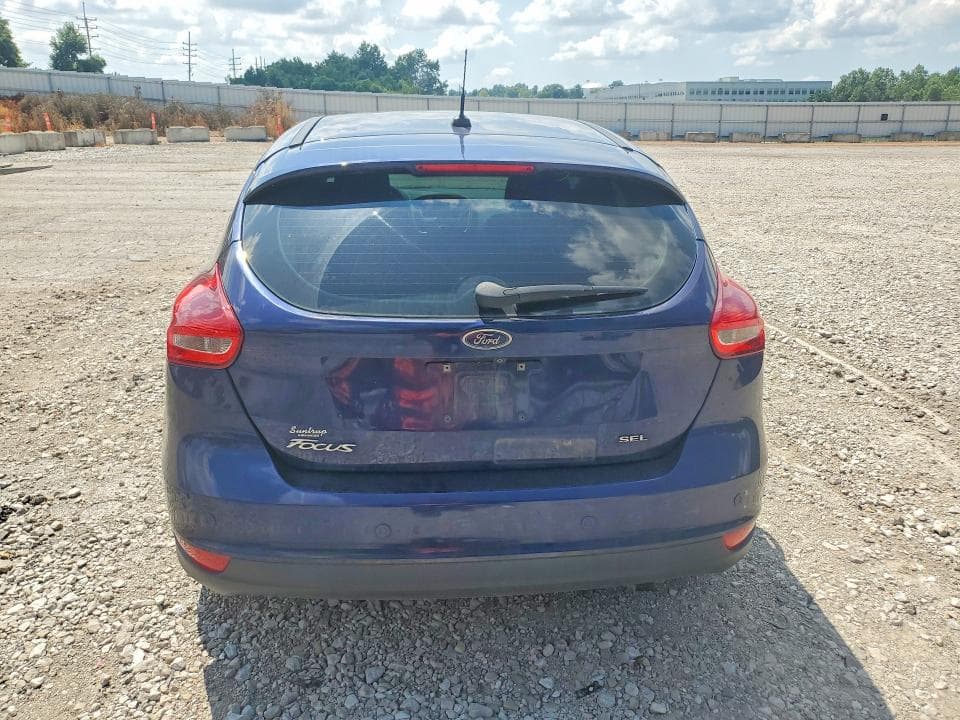 2017 FORD FOCUS SEL 6
