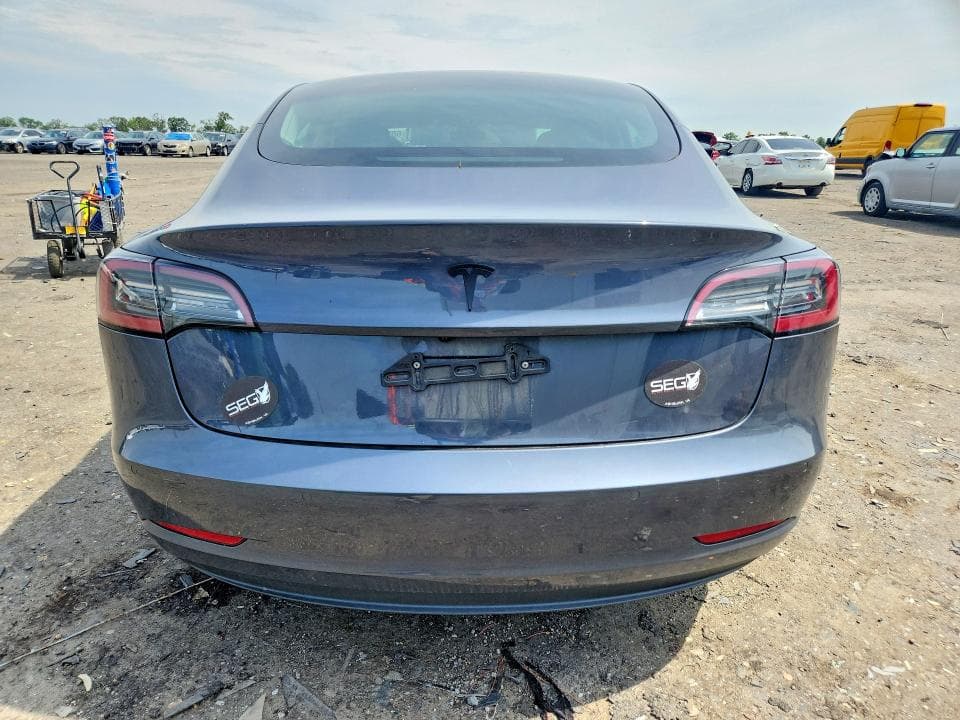 2020 TESLA MODEL 3 6