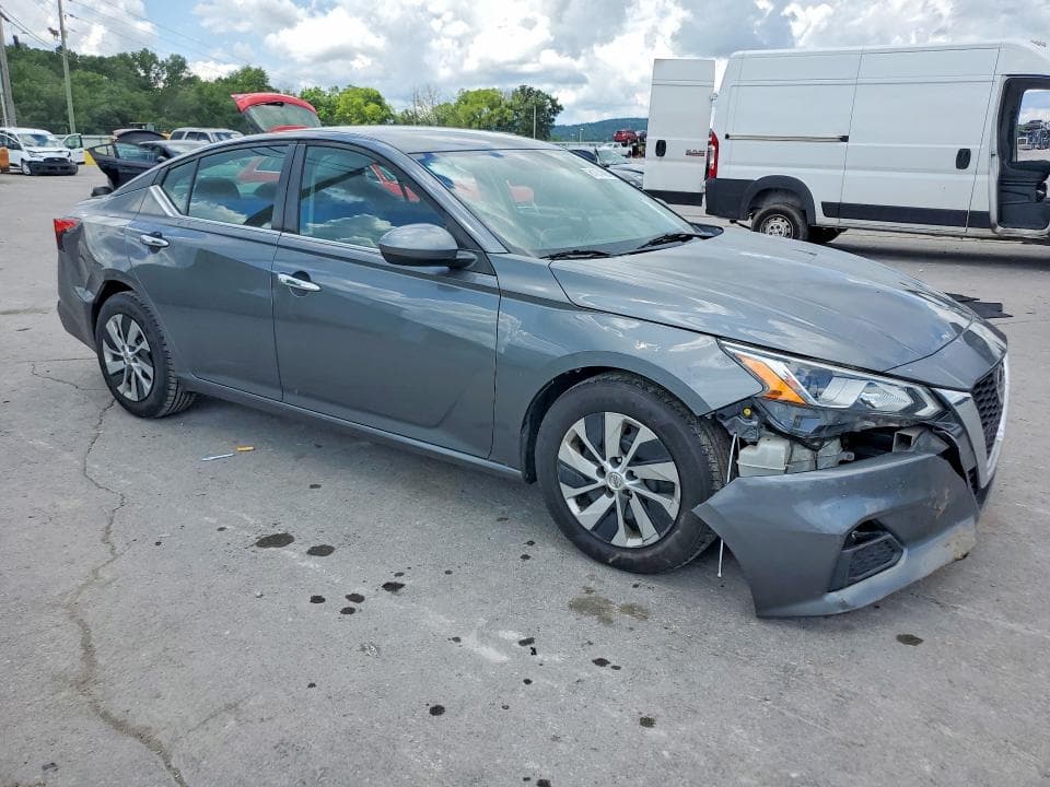 2019 NISSAN ALTIMA S 4