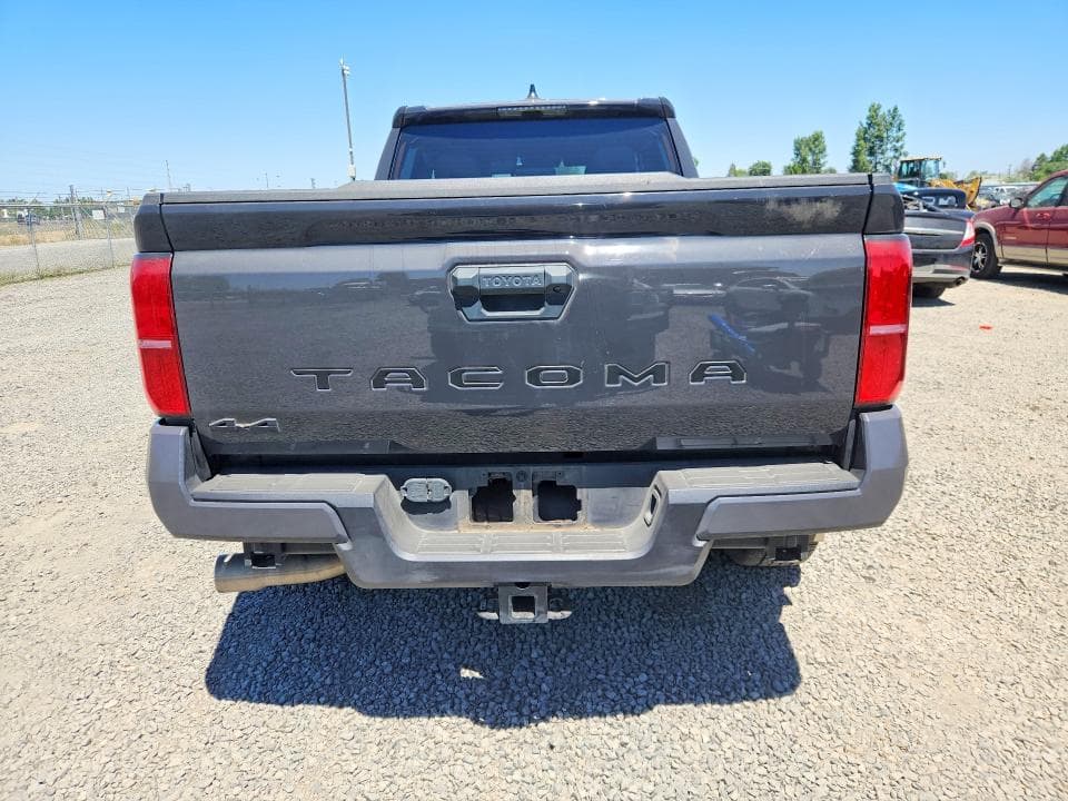 2024 TOYOTA TACOMA 6