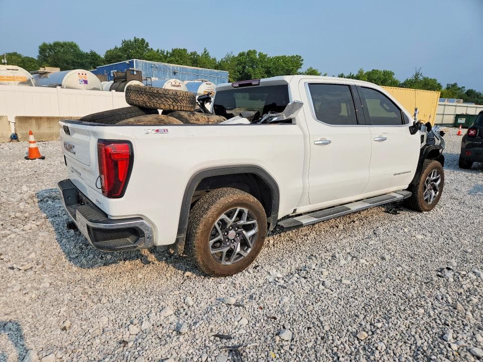2025 GMC SIERRA K1500 SLT 3