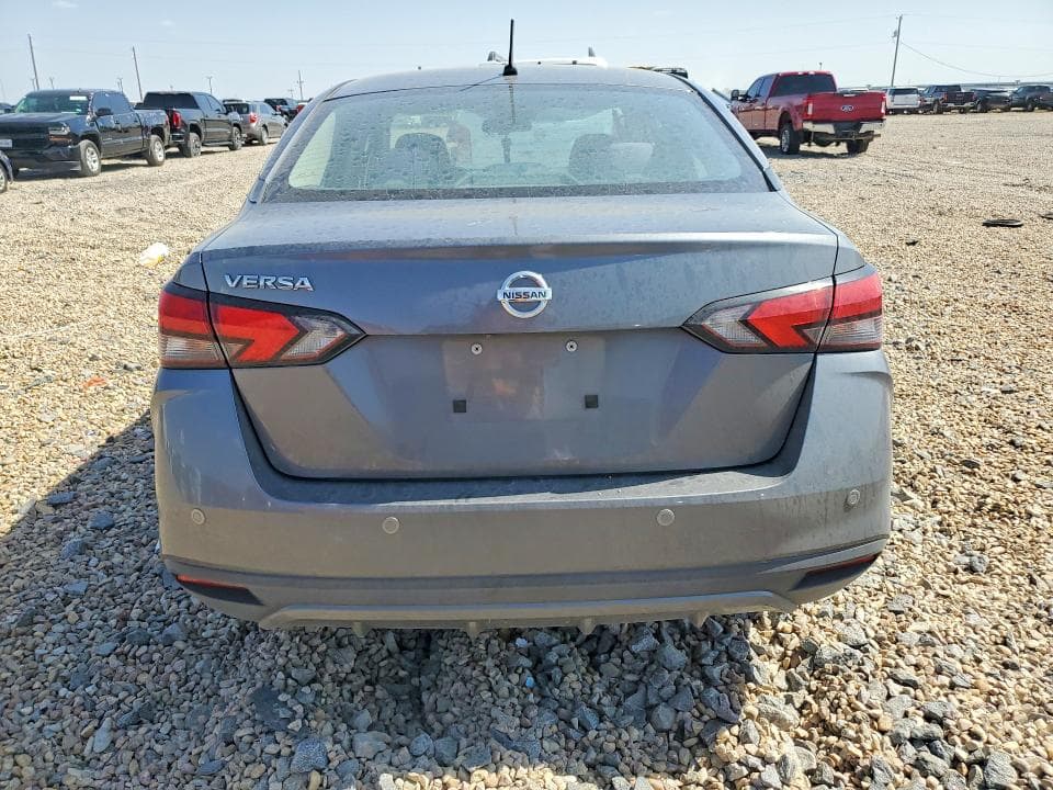 2020 NISSAN VERSA S 6