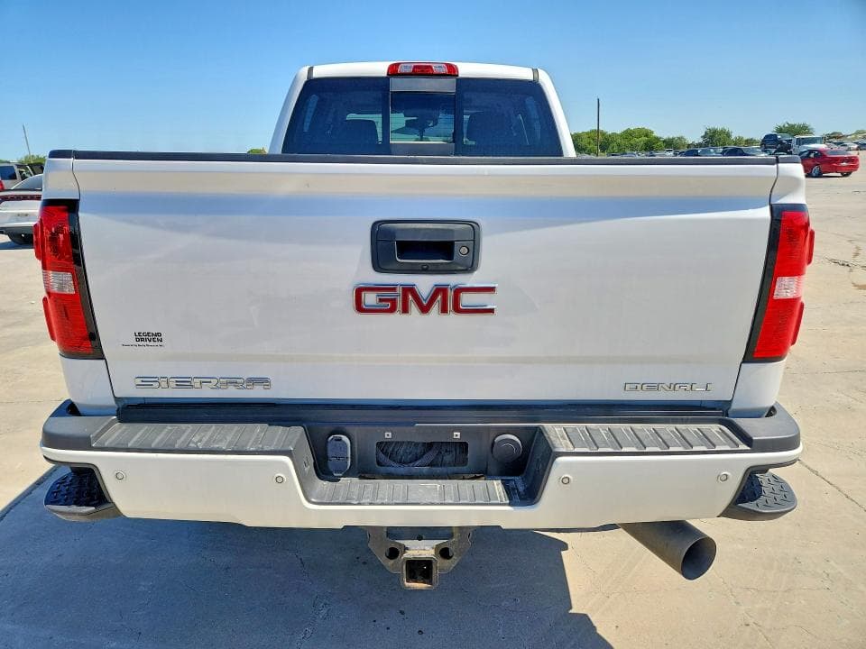 2019 GMC SIERRA K2500 DENALI 6