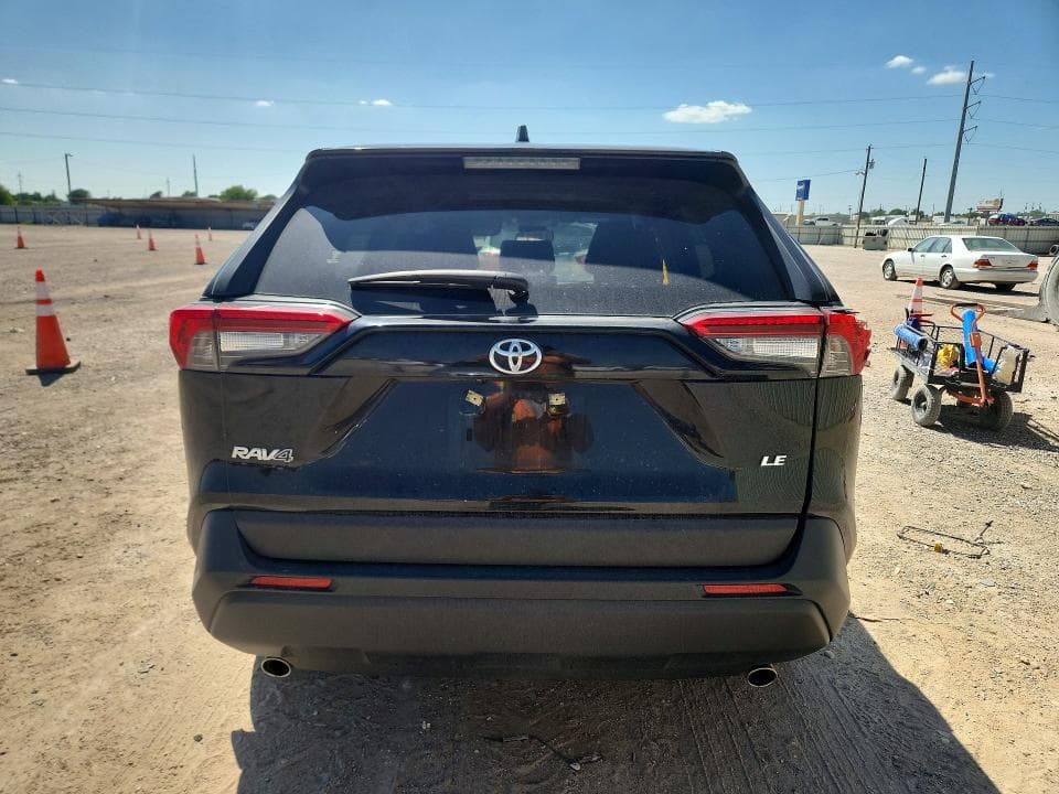 2025 TOYOTA RAV4 LE 6