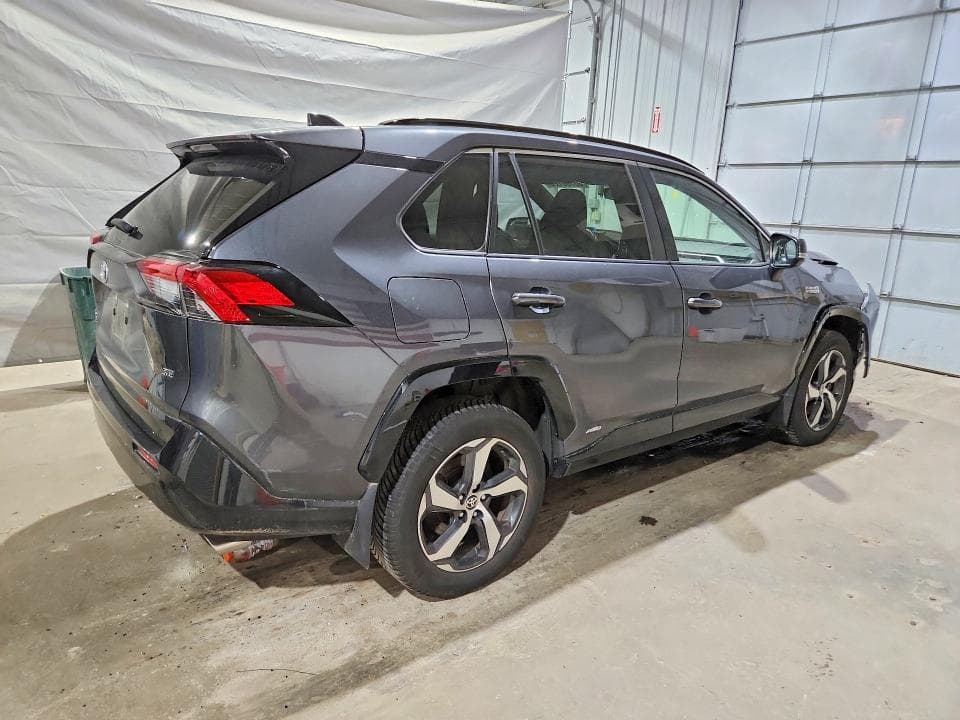 2021 TOYOTA RAV4 PRIME SE 3