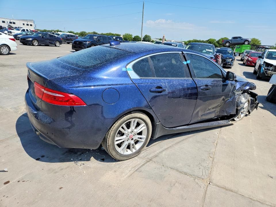 2017 JAGUAR XE PREMIUM 3