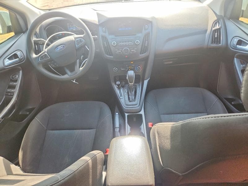 2017 FORD FOCUS SE 8