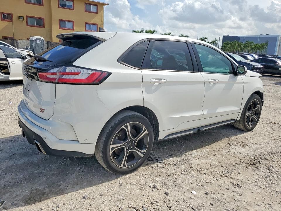 2022 FORD EDGE ST 3