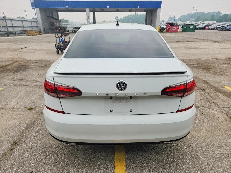 2020 VOLKSWAGEN PASSAT R-LINE 6
