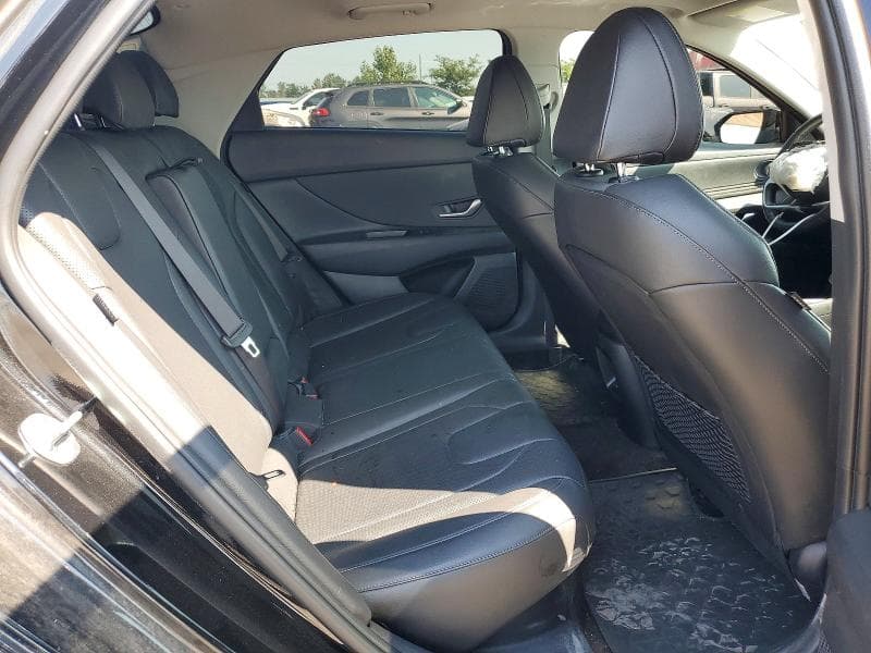 2025 HYUNDAI ELANTRA LIMITED 10