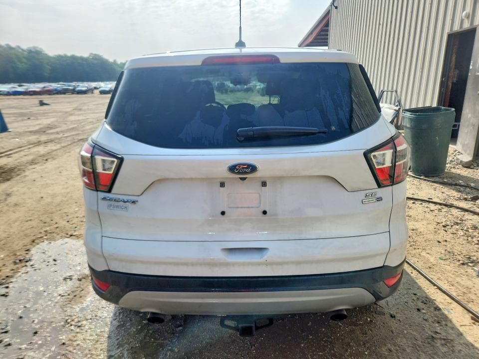 2017 FORD ESCAPE SE 6