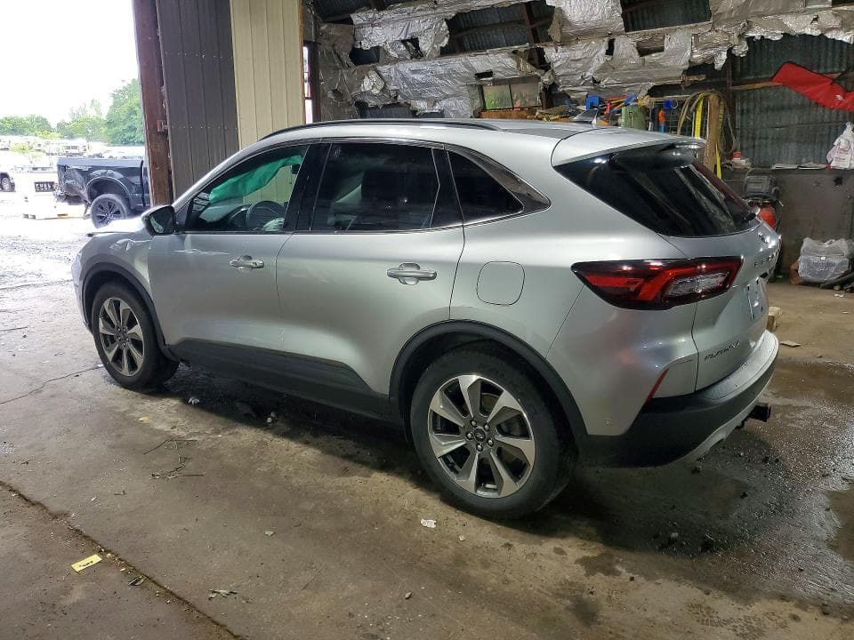 2023 FORD ESCAPE PLATINUM 2