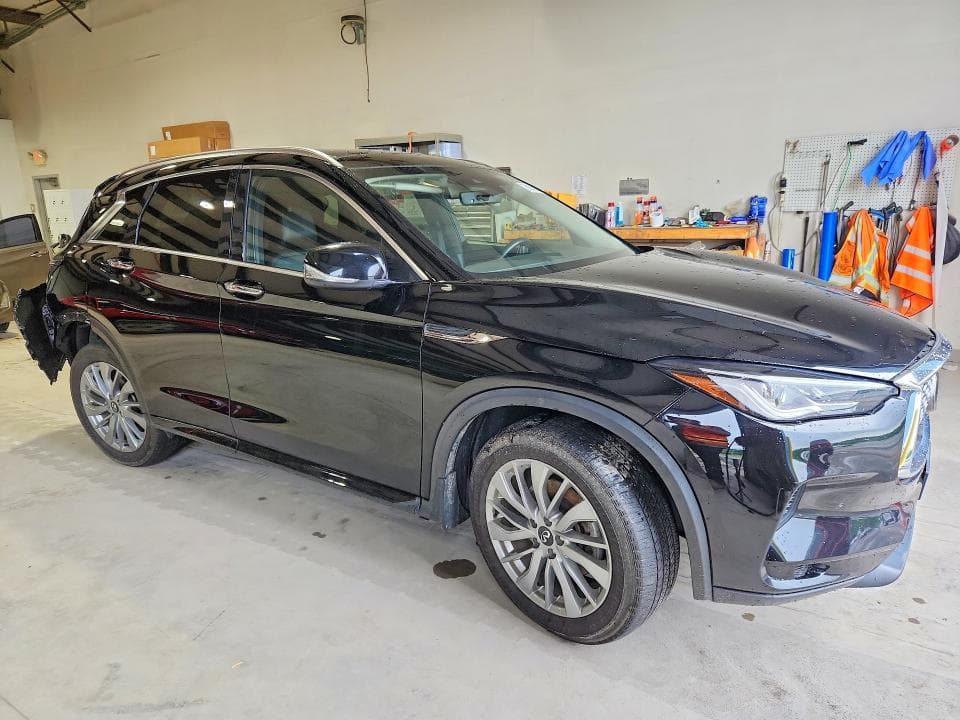 2023 INFINITI QX50 LUXE 4