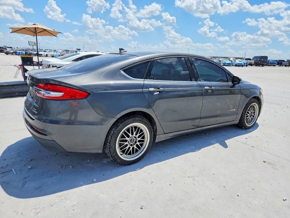 2019 FORD FUSION SE 3