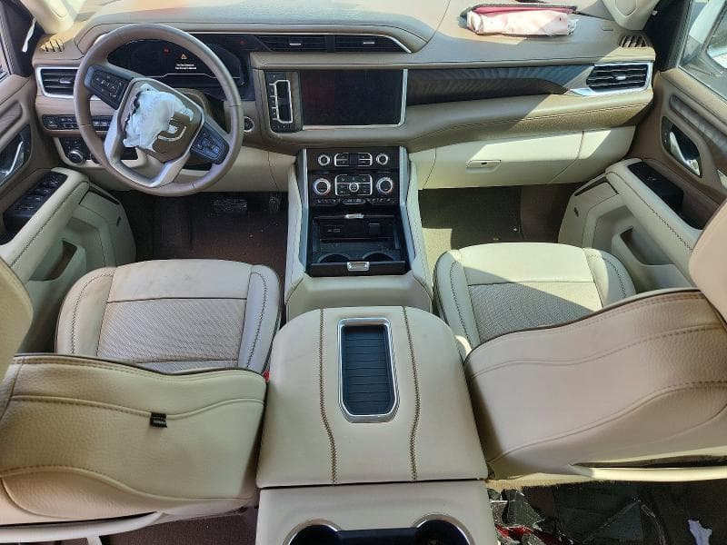 2023 GMC YUKON XL DENALI 8
