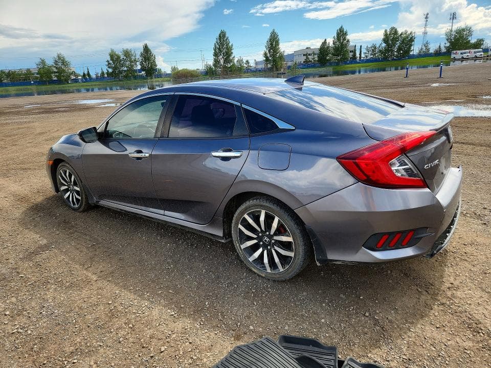 2019 HONDA CIVIC TOURING 2