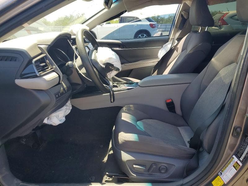 2020 TOYOTA CAMRY LE 7