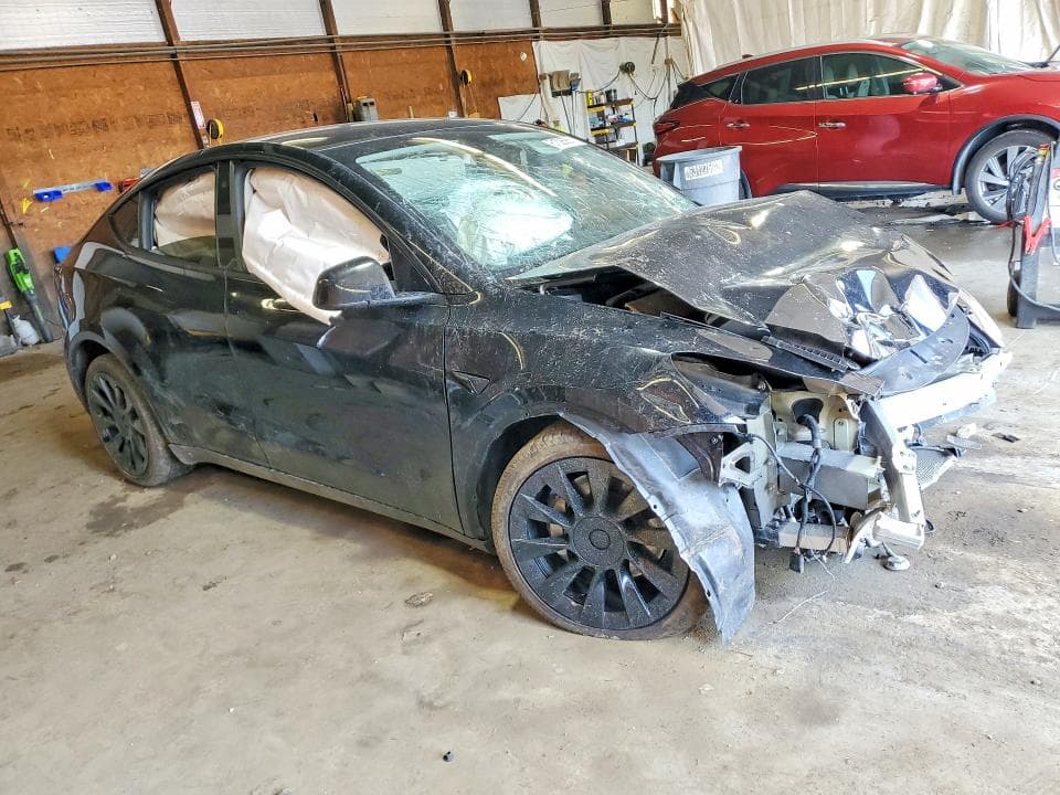 2022 TESLA MODEL Y 4