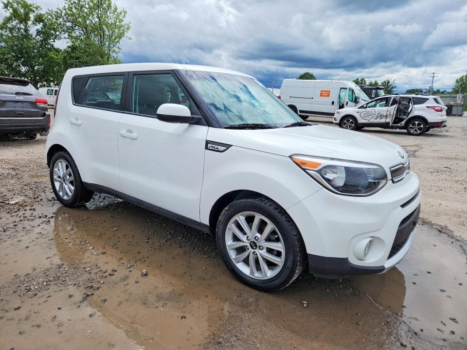 2018 KIA SOUL + 4