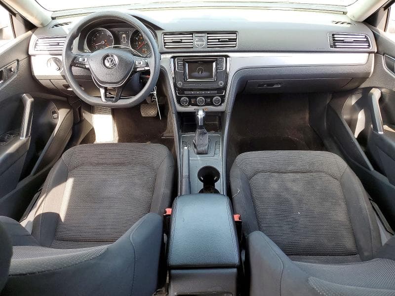 2017 VOLKSWAGEN PASSAT S 15