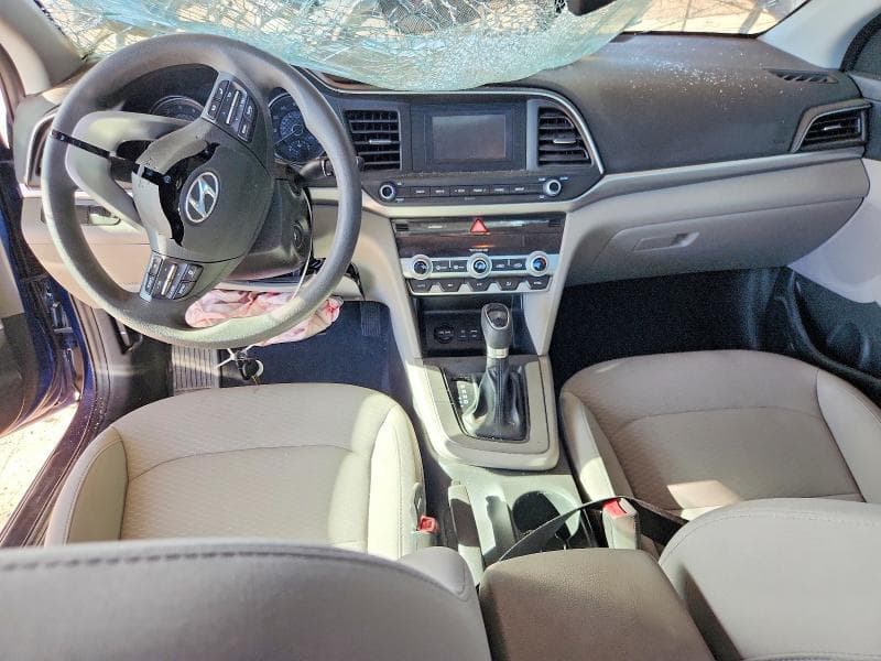 2020 HYUNDAI ELANTRA SE 8
