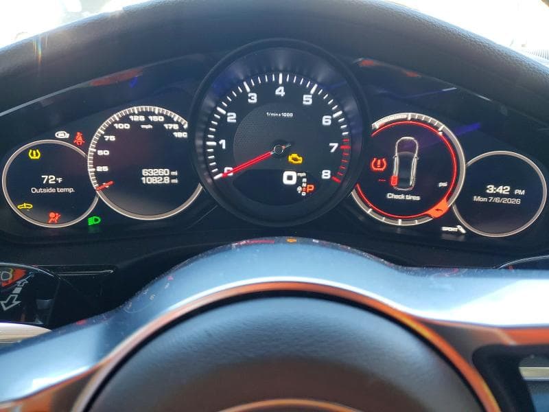 2018 PORSCHE PANAMERA 4 9